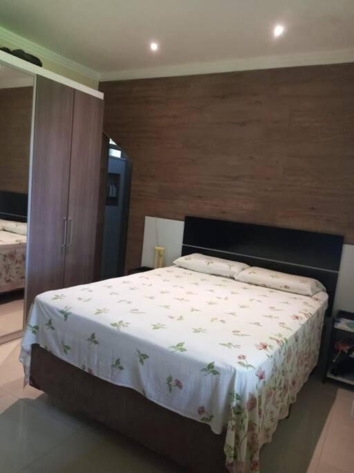 Casa Em Sitio, 12 Minutos Da Praia
